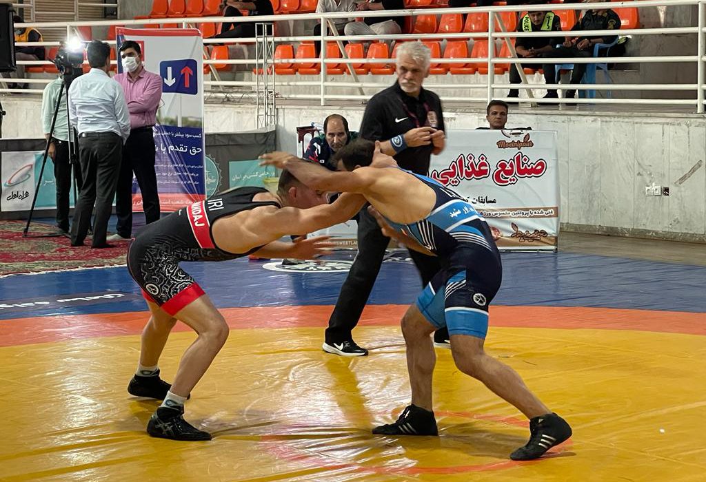 کارینا شمال تیم صدرنشین دور برگشت گروه C شد